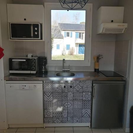 Appartement Calme Et Propre Le Goelia Saint Geniez d'Olt Bagian luar foto